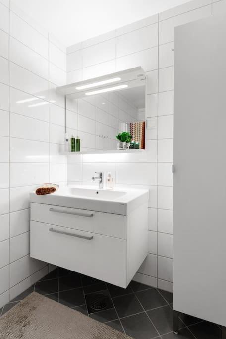 Stor Og Moderne Leilighet I Indre Arna Bergen Gratis Parkering!! Eksteriør billede